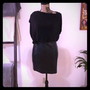 Bailey 44 Black Leather (bottom) + Cotton (top)